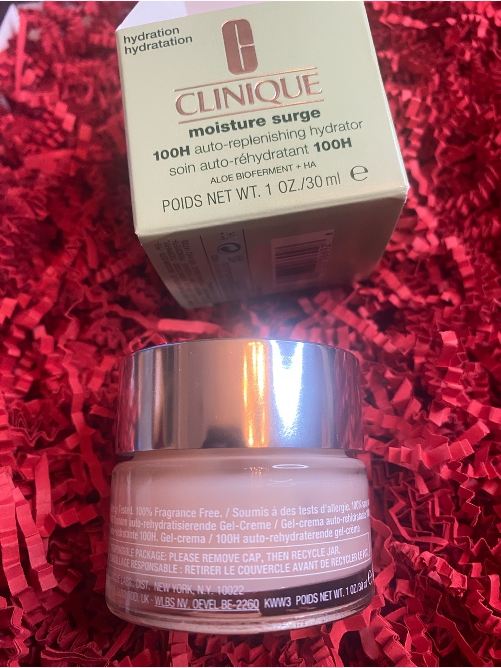 Clinique Moisture Surge Hydrating Gel-Cream - Pink & Silver - Picture 2 of 7